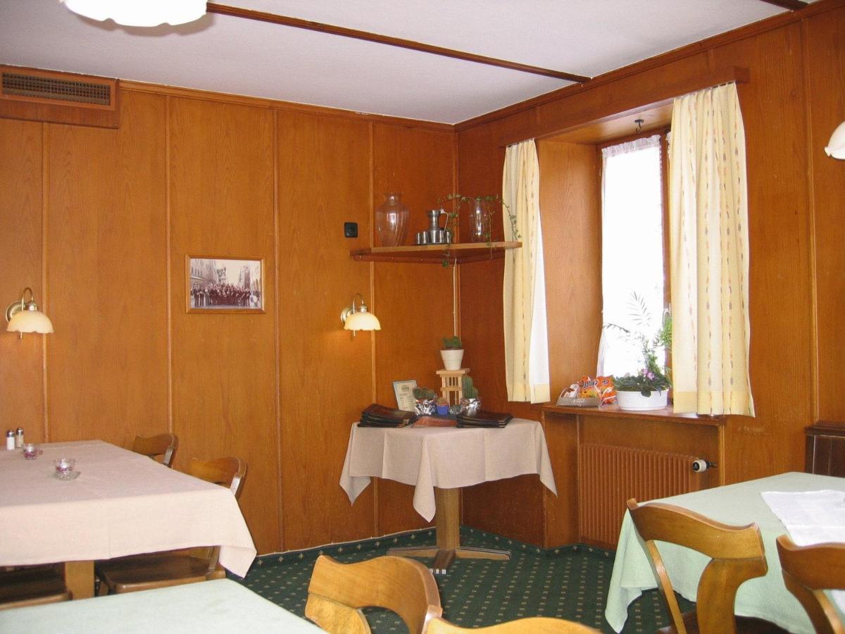 Gasthaus Waldheim Hotell Fürstenaubruck Exteriör bild